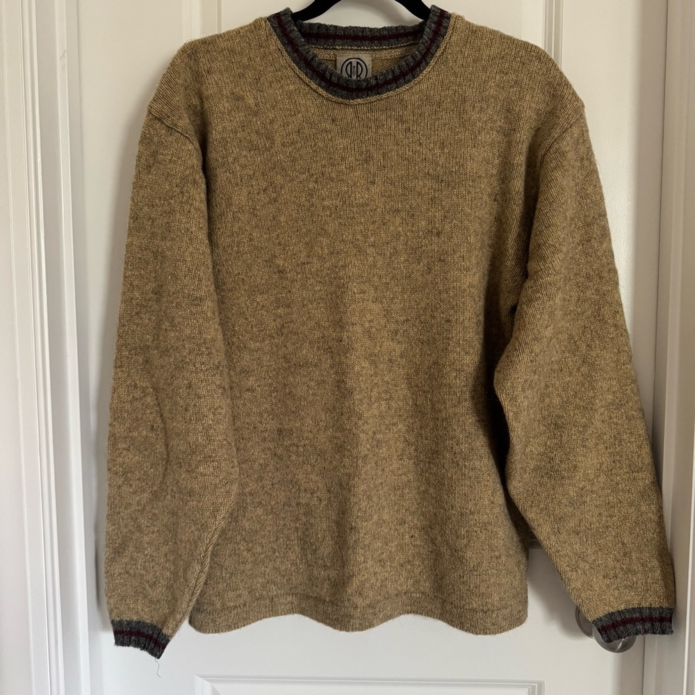 R&R Vintage Oversized Tan Crewneck Sweater with Contrast Trim, S (36)